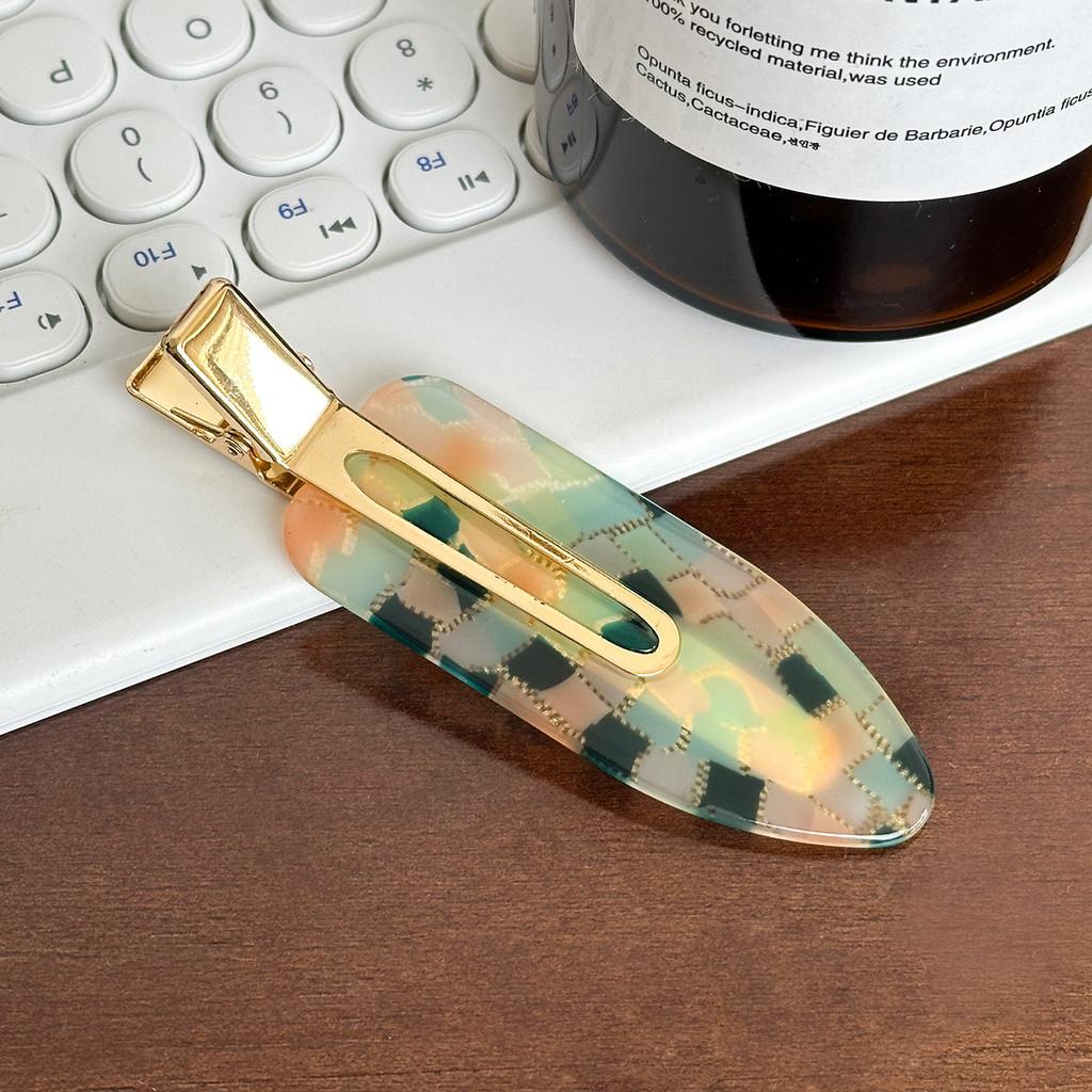 Trendy Oversized Acetate No Trace Hair Claw Versatile Plaid Hair Clip For Women