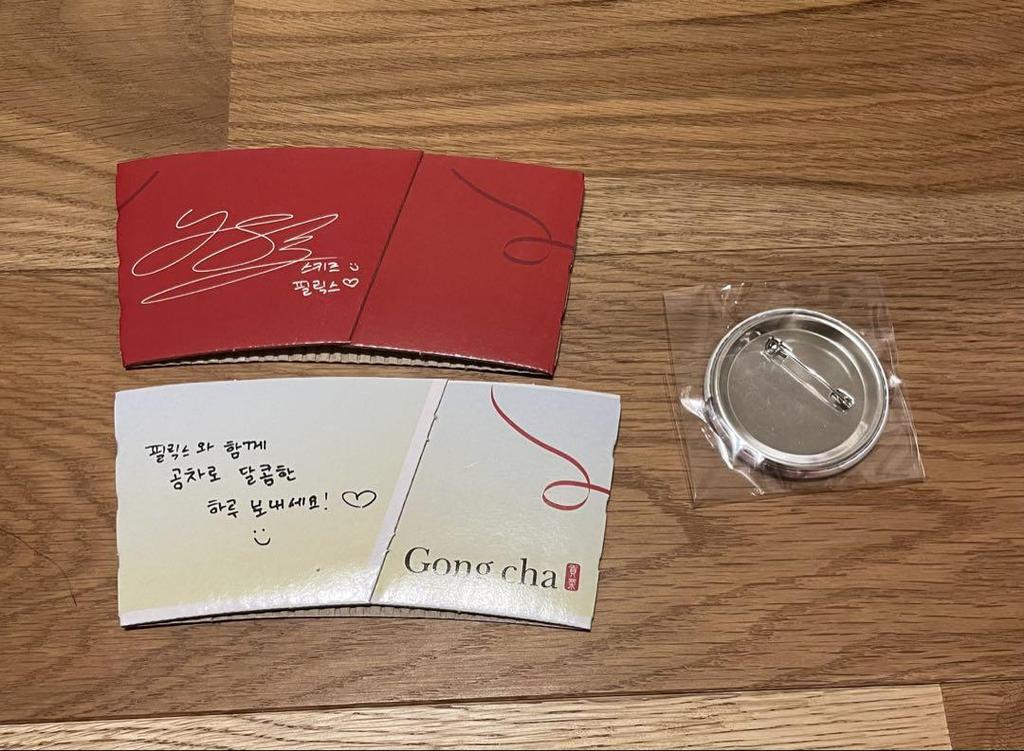 [USED] Korean Gongcha Gongcha Piri Felix Cup Holder Badge