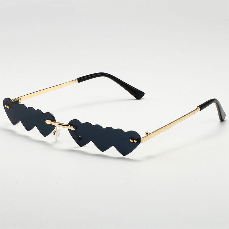 Small Love Heart Sunglasses Funny Glasses Personality Rimless Fashion Eyewear Street Shooting Glasses Sunglasses