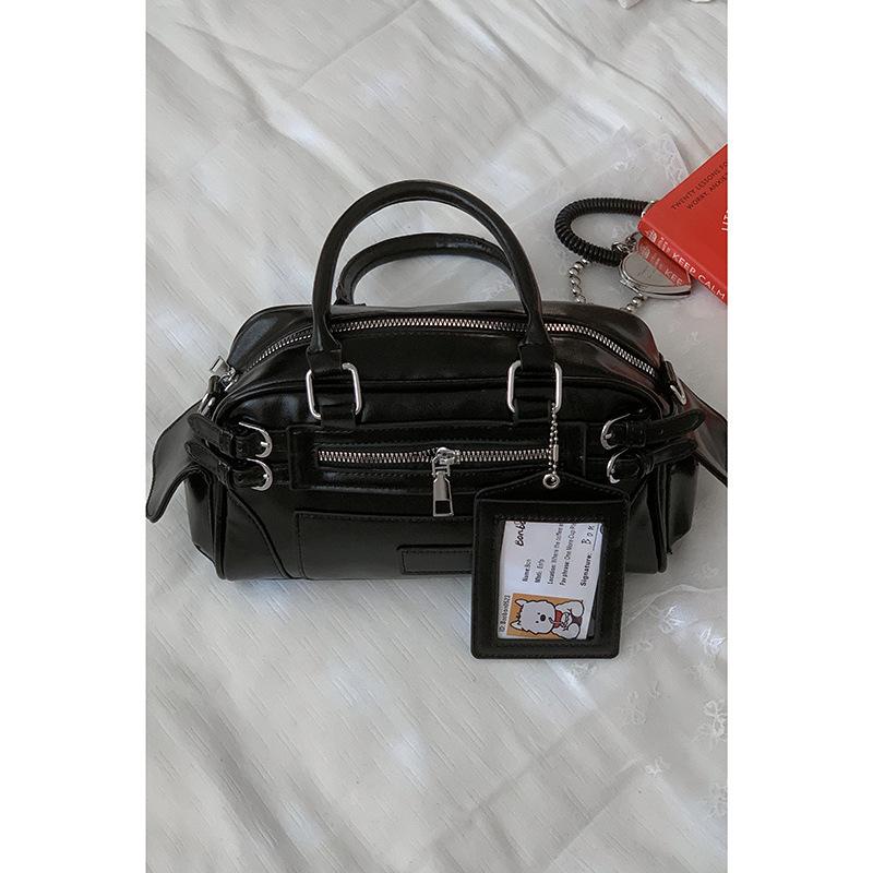 A Niche Design Handbag, A Simple Square Bag, A Spring Fashion Single-shoulder Crossbody Bag