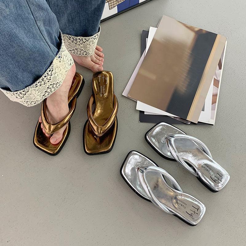 Fashion Fashion Summer Beach Flip flops Women Flats Slides Slippers Shoes Luxury Female Flats Slippers Sandals Shoes For Ladies