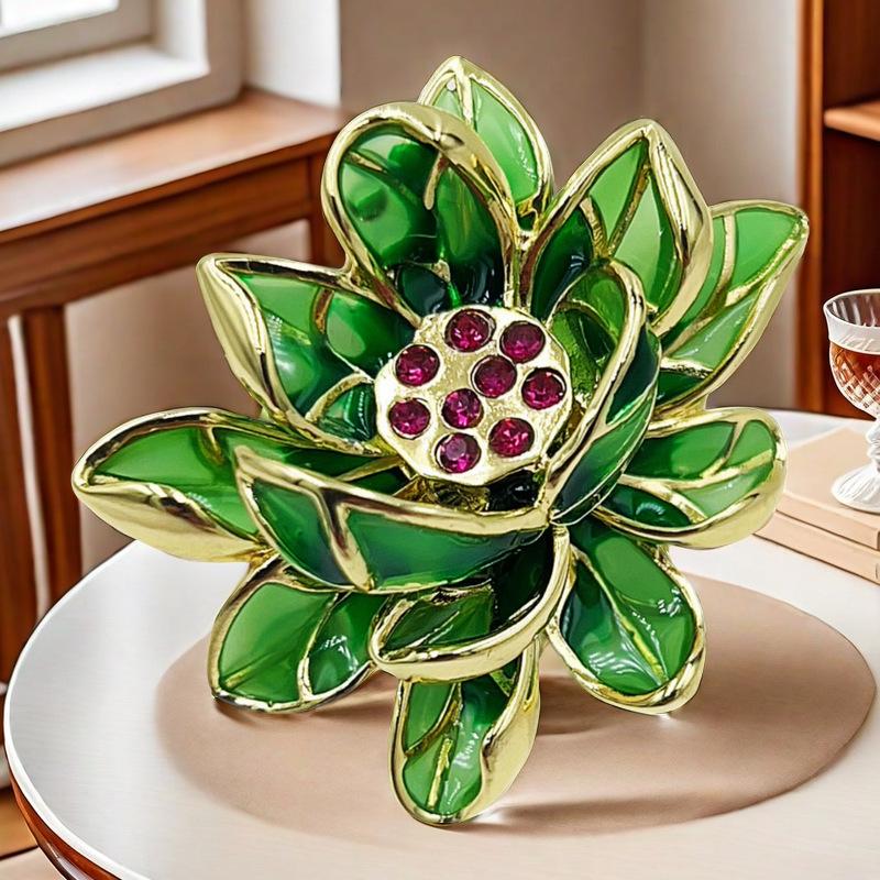 

Lotus High-end Women s Exquisite Small Enamel Accessory Brooch 5*5cm