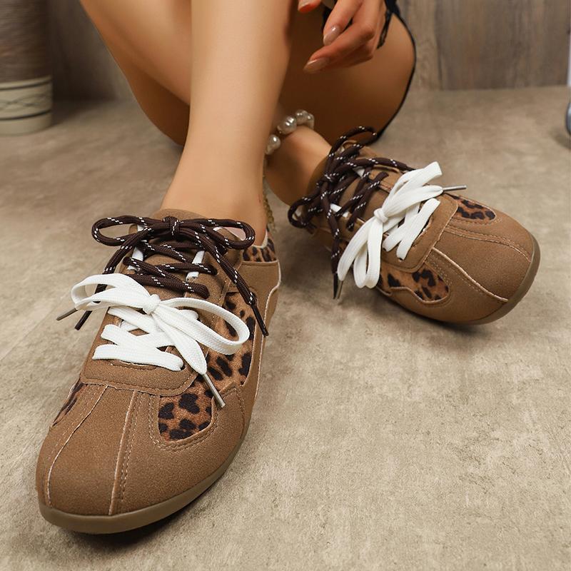 Fashion Leopard Print Casual Sneakers for Women Fashion Non Slip Lace Up Vulcanized Shoes Woman Lightweight Comfortable Flats Plus Size