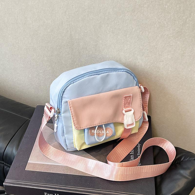 Internet celebrity fashion small bag 2025 new trendy Japanese small fresh student messenger bag cute boy and girl small bag