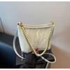 Premium sense portable bucket bag women's new versatile messenger bag niche design commuter shoulder bag