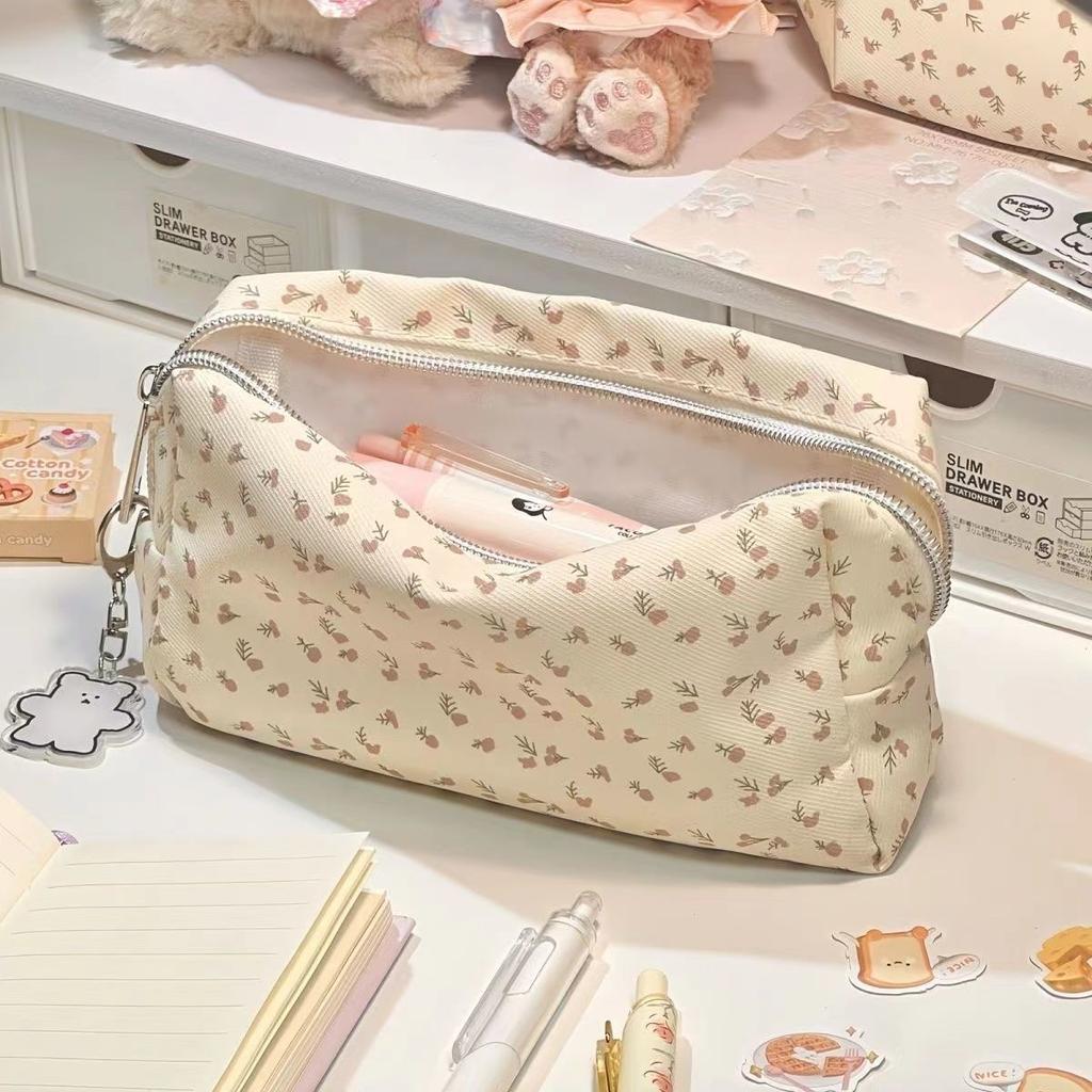 [5 yuan off for newcomers] Cream floral pencil bag, cute, simple printing, small, fresh girl, high-value pencil bag