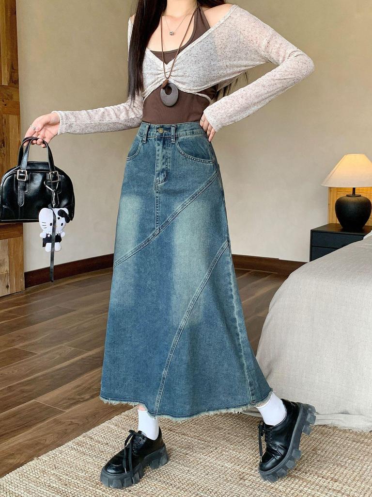 2026 Spring Plus Size A-line Denim Skirt with Retro Frayed Hem, High Waist, Mid-Length, Loose Fit.