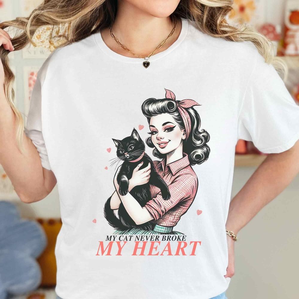 Valentines Day Shirt, Cat Lady Valentines Day Shirt, My Cat Never Broke my Heart Unisex T-Shirt L