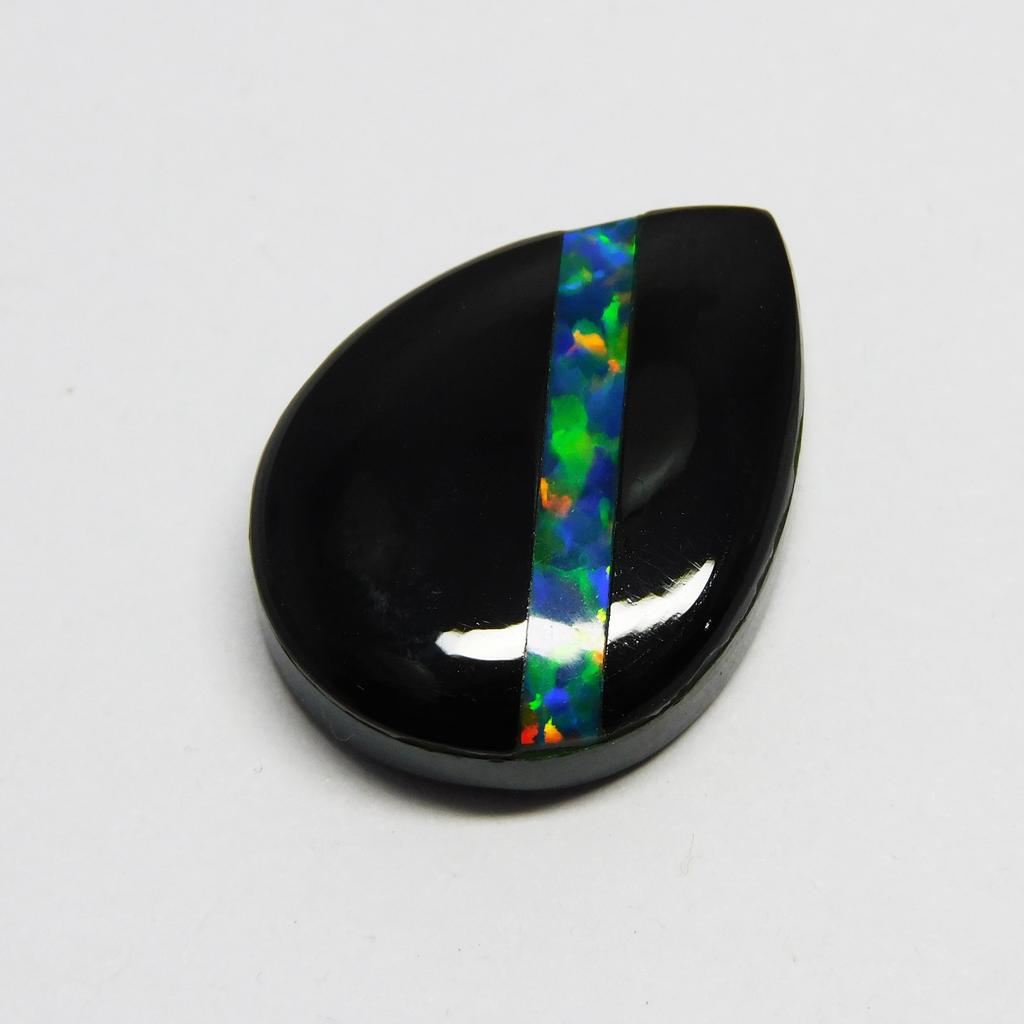 Onyx Siyah Opal 13,40 Karat Laboratuvar Üretimi Serbest Değerli Taş Armut Kesim Takı Yapımı ve Değerli Taş Koleksiyonları İçin