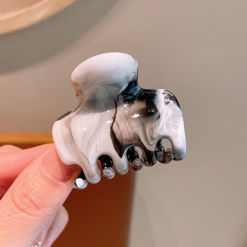 Glossy Small Claw Clip for Women with Fine Hair—Elegant High-End Shark Clip Hair Accessory