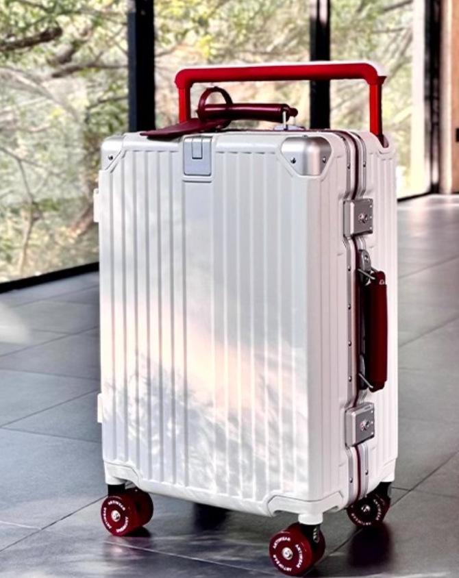 Silent Universal Skate Wheel Suitcase - 20" Boarding Password Box & 24" Trolley Case for Women