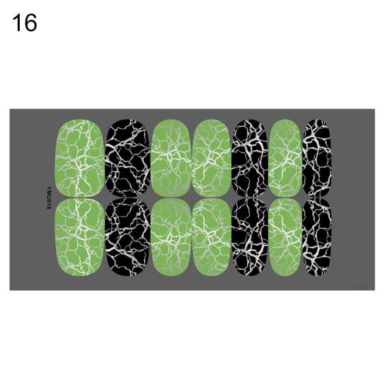 Leuchtende Halloween-Nagelfolien in lebendigen Farben. Modische Nagelkunst. Leicht zu bedienende, selbstklebende Maniküre-Nagelfolien.