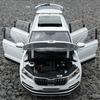 1:18 Karoq Suv Modèle de Voiture en Alliage Modèles Réduits en Métal Véhicules Modèle de Voiture Haute Simulation Collection Jouets pour Enfants Cadeau Décoration