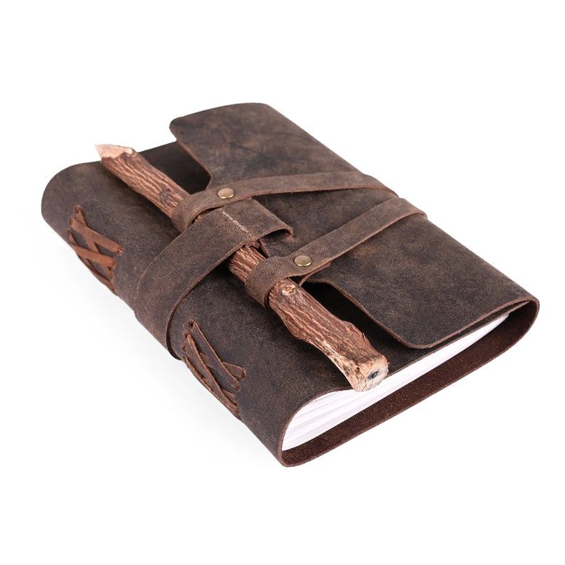 Handmade Treasuree Classic Leather Journal, Un-ruled Notebook/ Sketchbook l Full Grain Leather, Hunter Leather