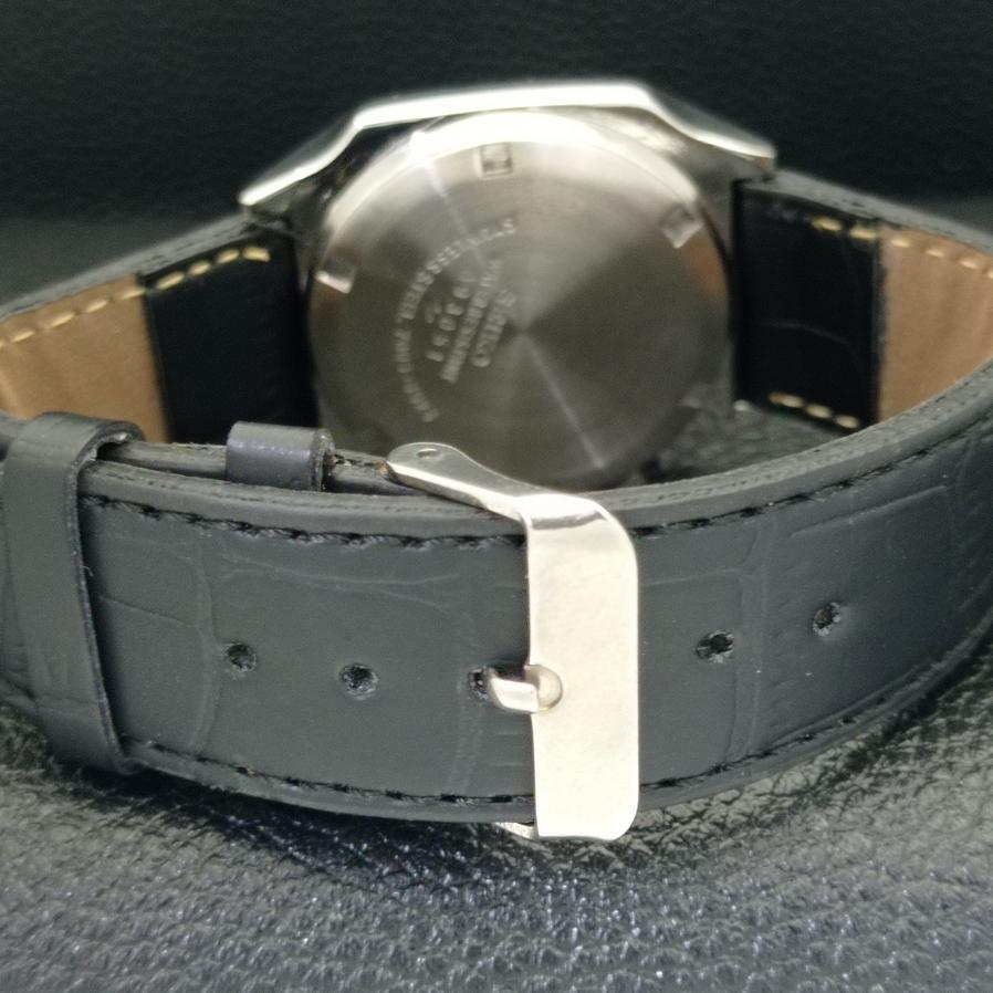ELEGANT SEIKO 5 JAPAN MENS AUTOMATIC ORIGINAL DIAL WRIST WATCH A426322-2