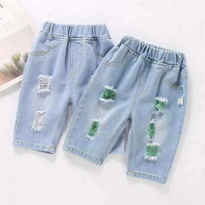 Shorts d'été pour enfants pour vêtements d'extérieur Jeans pour la mode masculine Pantalons mi-longs déchirés Nouveaux pantalons pour enfants
