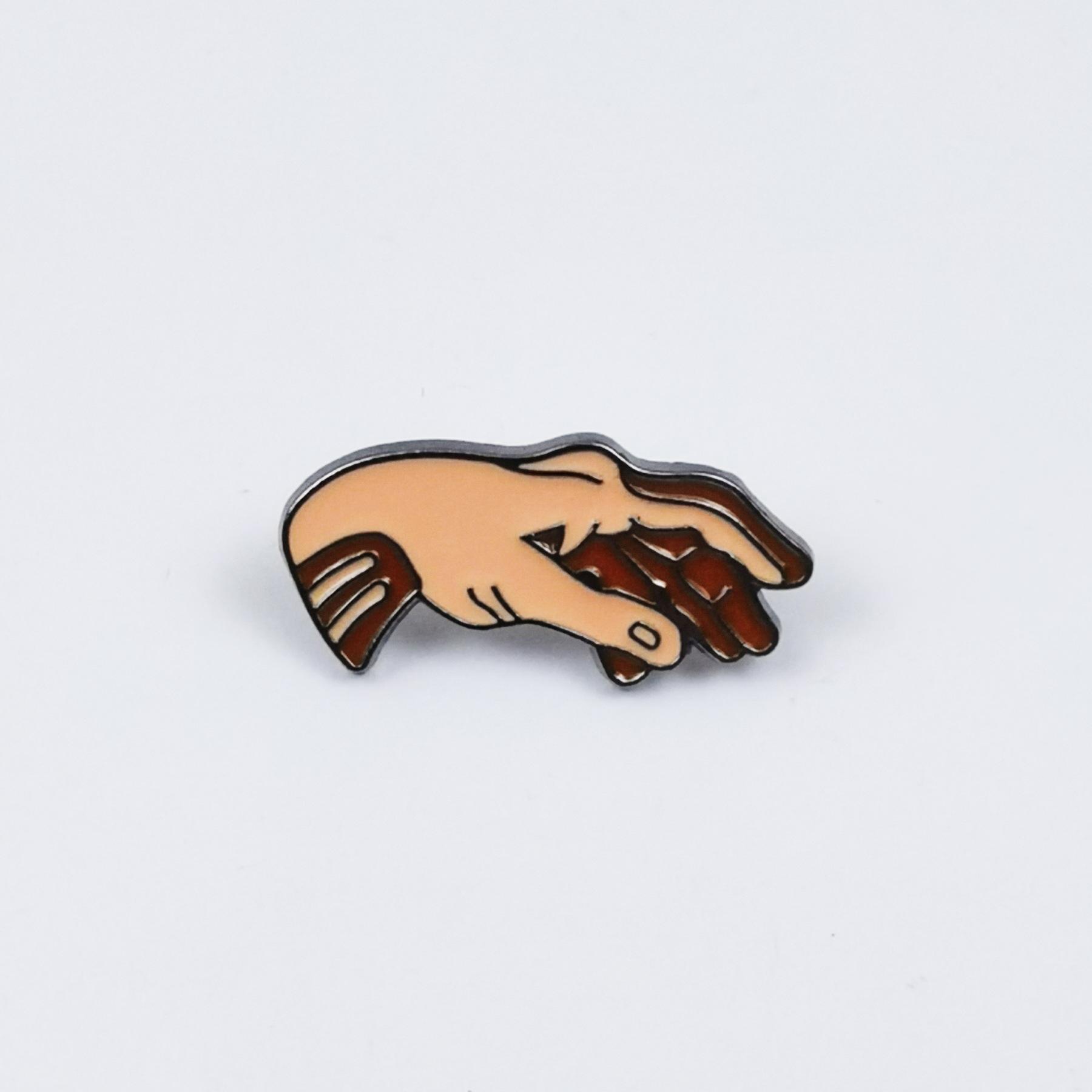 Creative Alloy Hand Gesture Brooch - Retro Accessory for Clothing & Bags