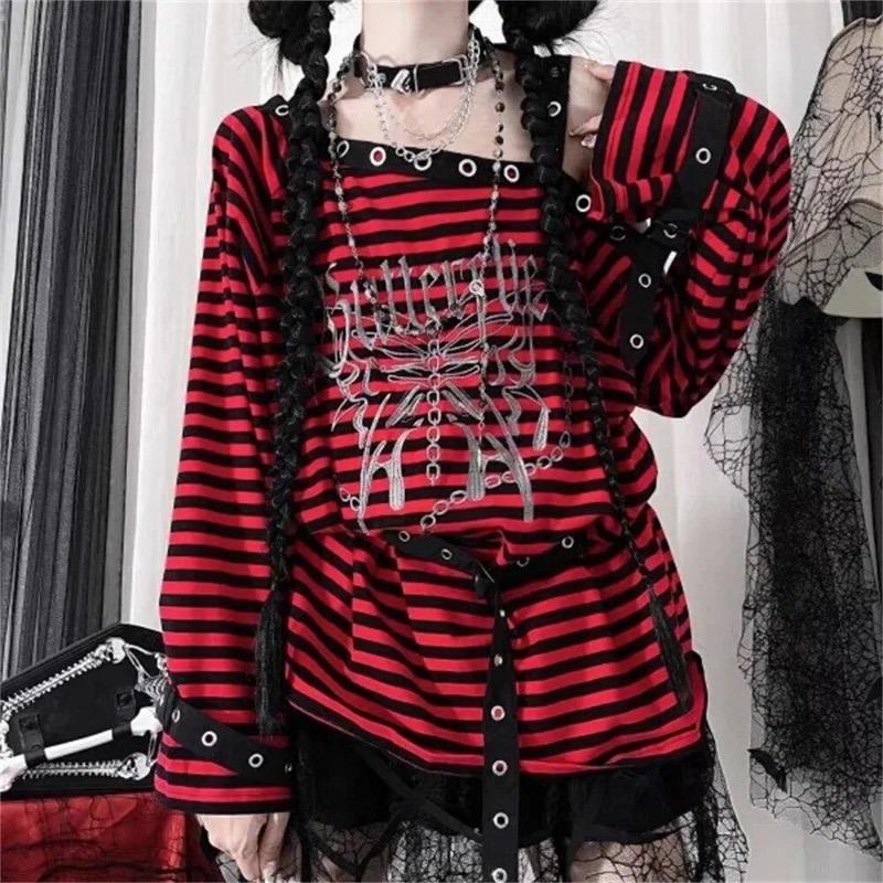 2KWEIRD Harajuku Punk Striped Print T Shirts Y2k Gothic Girls Off Shoulder Blue Red Loose Butterfly Letter 2000s Subculture Grunge Tees