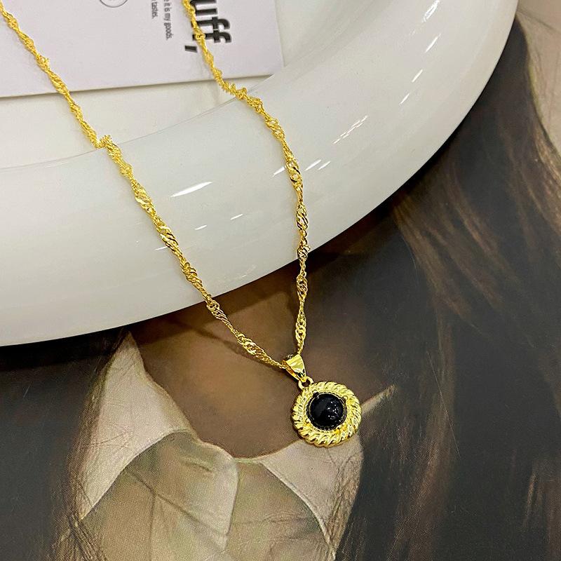 

Изысканное круглое колье из жареного теста с завитками для женщин с роскошью и высоким качеством