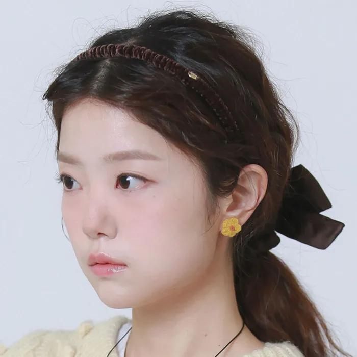 Slim Twist Velvet HairBand [Select 1 of 2 Colors]