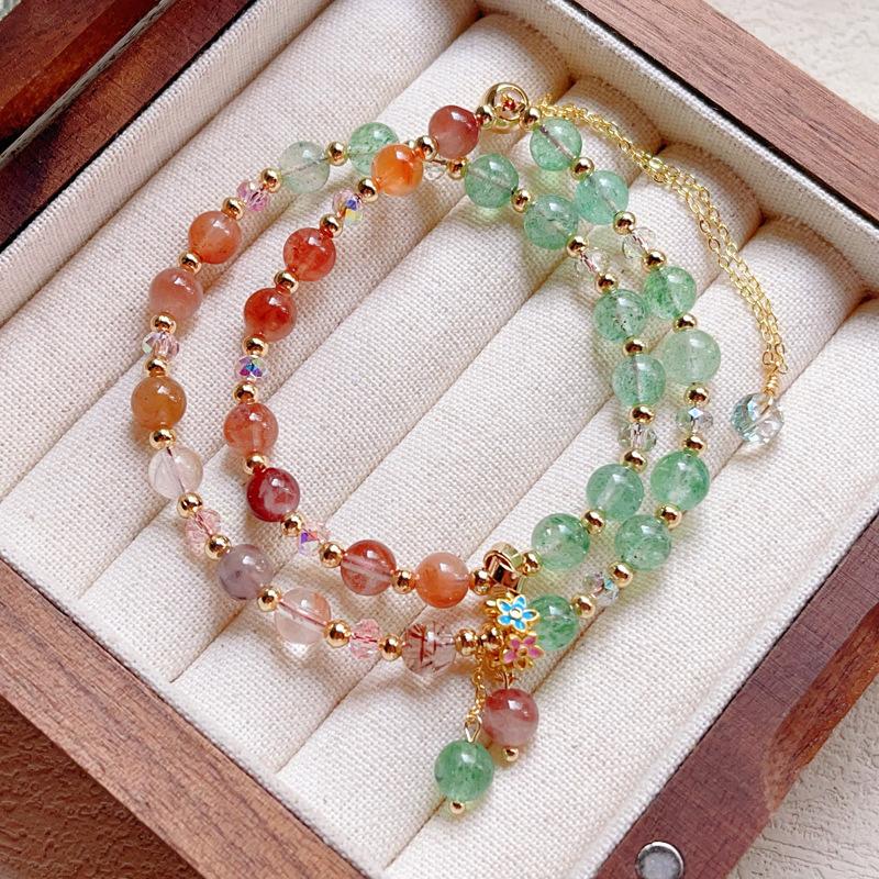 Natural crystal jewelry, green strawberry crystal double circle pull-out adjustable bracelet, original design bracelet.