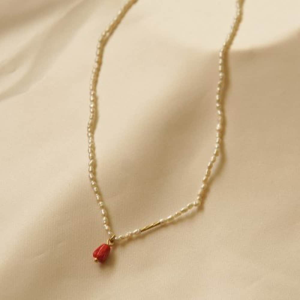 Red Flower Bud 14K Gold Bar Freshwater Pearl Necklace