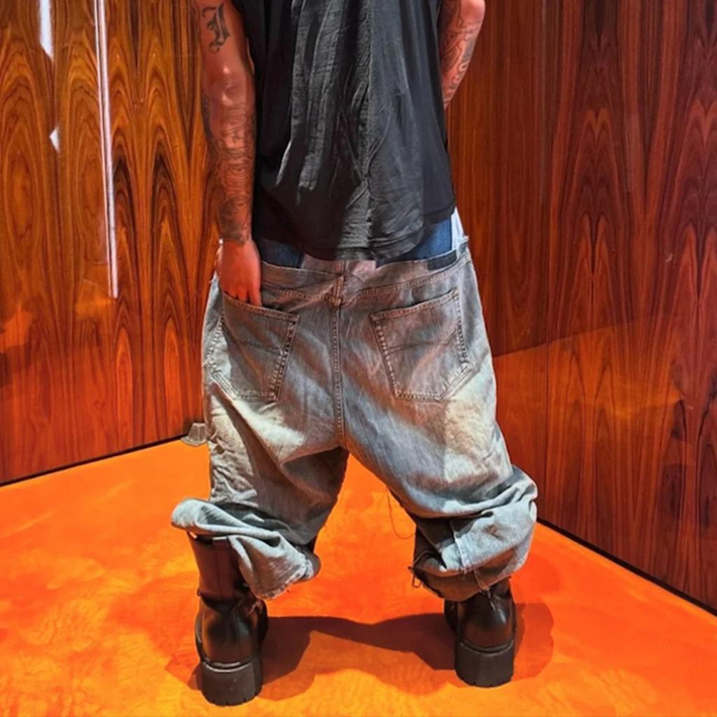 RogueWave CUT-UP Dobbeltlags Jeans med dobbel midje og patchwork-design for menn og kvinner. Rette, avslappede, løse denimbukser i oversized størrelse.