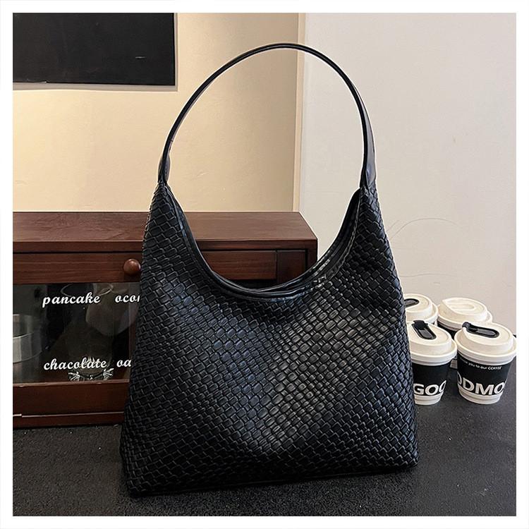 IELGY Ladies Tote Bag Large Capacity Korean Version Simple Shoulder Commuter Bag