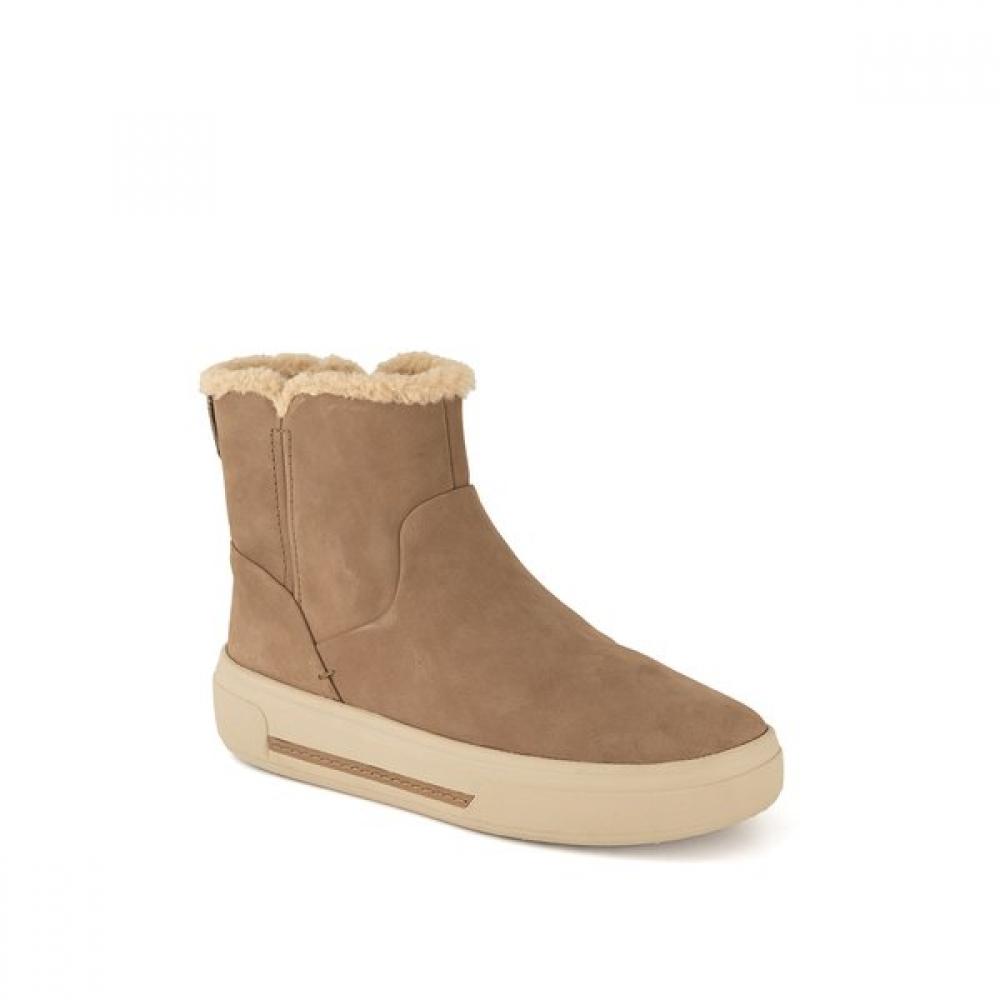 ClarkS Women S Lightweight Platform Fur bootS Claboc4344wf1 Wf8 BABY PINK/225