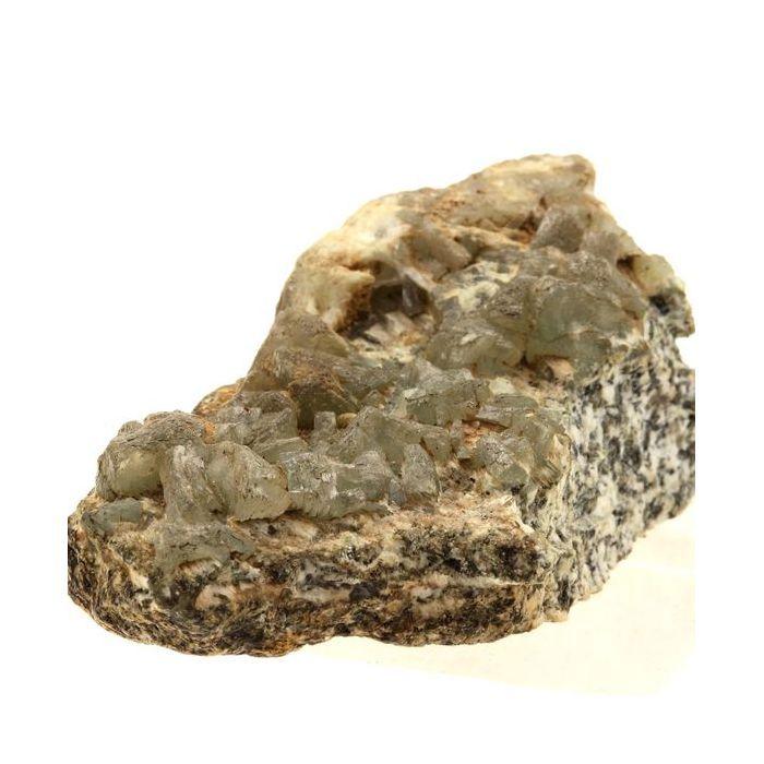 Pierres et Minéraux. Prehnite. 276.0 ct. La Combe de la Selle, Bourg d'Oisans, France..