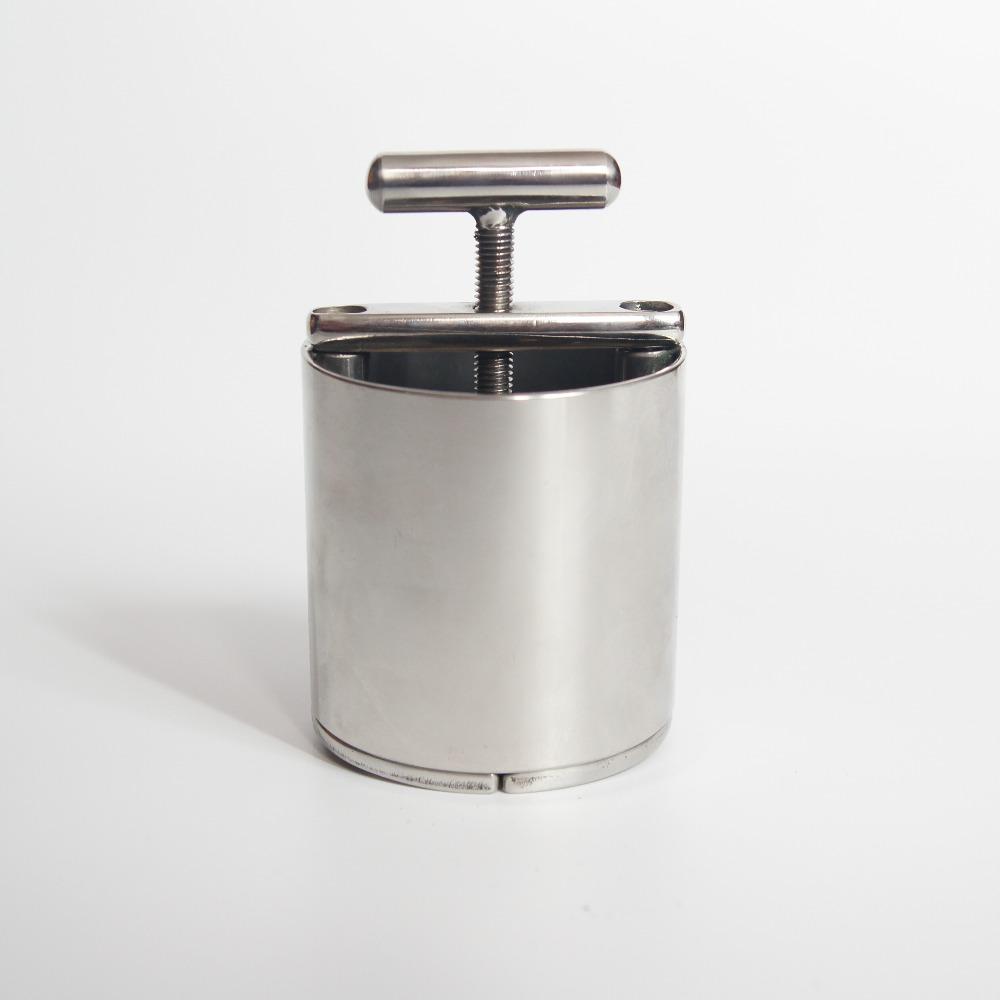 Stainless Steel Testicle Squeezer Device,Scrotum Pendant,Ball Stretchers,extruding Testicle Chastity Lock,Cock Ring,Sex Toy, S081