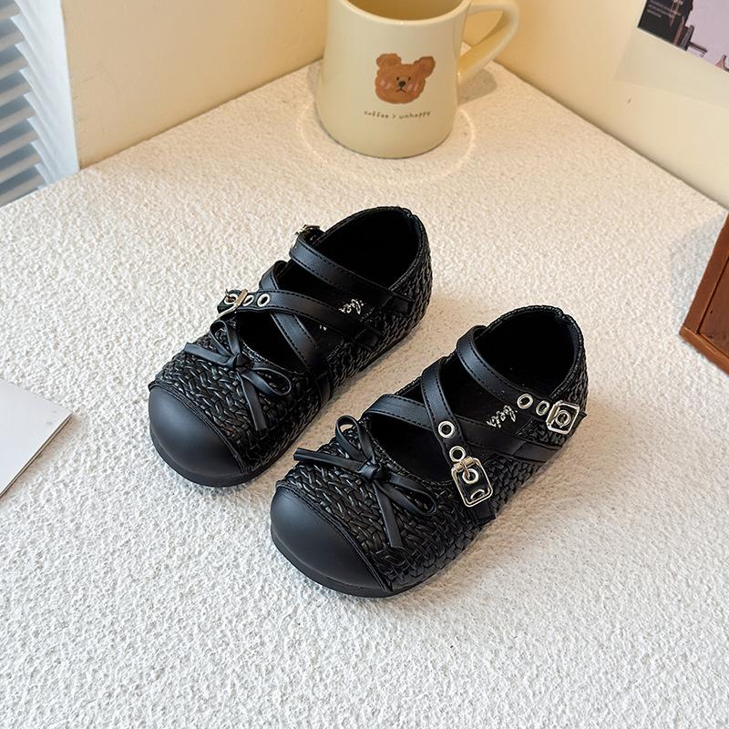

Girls small leather shoes 2025 spring and autumn new little girl Mary Jane soft sole single shoes children s fashion non-slip princess shoes 25 [Inner length 16CM] чёрный