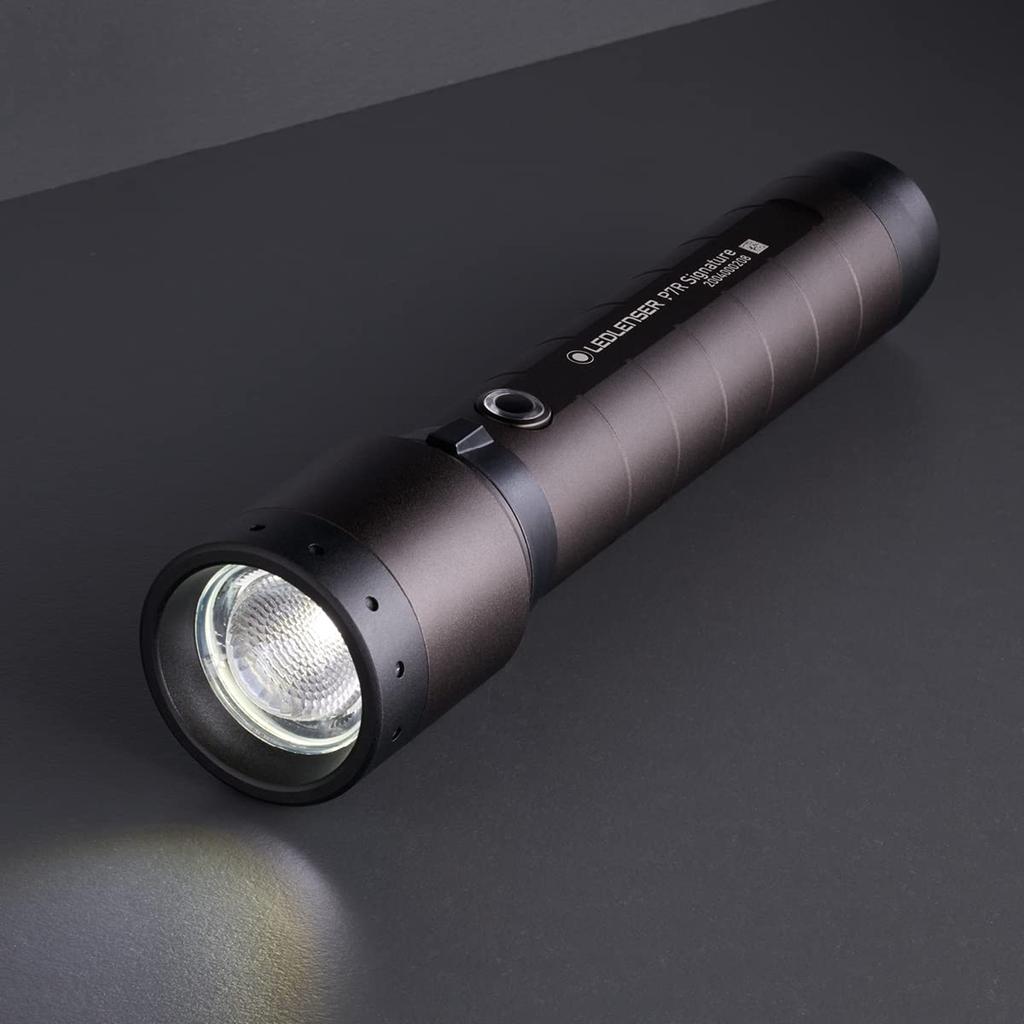 Torcia LED Ledlenser P7R Signature impermeabile, ricaricabile tramite USB, 502190, colore marrone espresso giapponese, piccola [Prodotto originale]