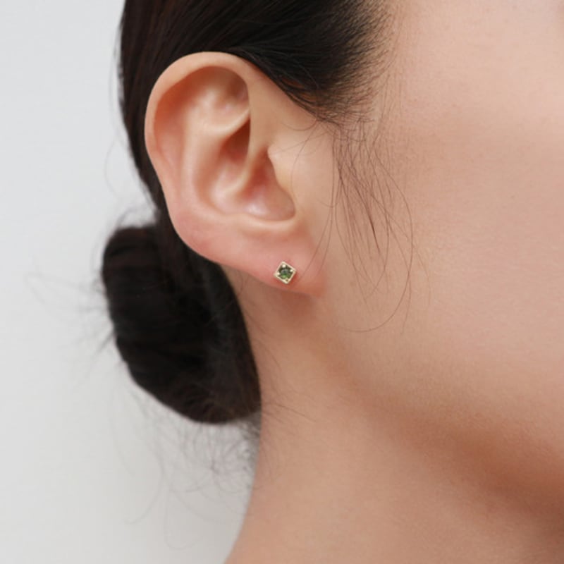 Less Is More 14K Gold Green Rough Diamond Earring & Piercing