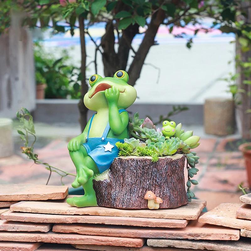 Whimsical Frog Design Planter for Succulents Pot, Decorative Frogs Statues Garden Pots Home Patio Desktop Decoration