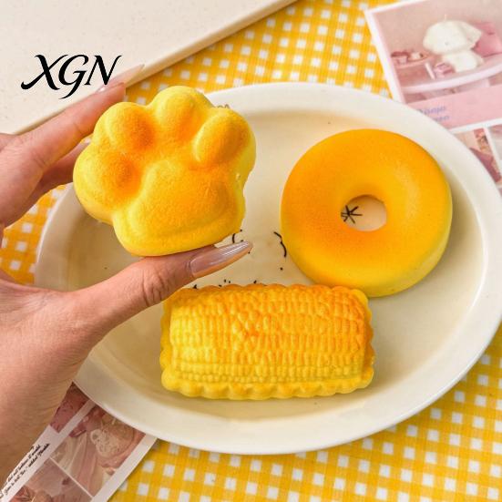 Relaxation Squeeze Ball Stress Relief Bread Toy Slow Rising Simulated Sensory Pinch Fidget Home Office Worker Desk