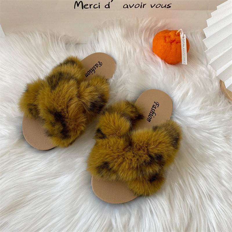 Fashion New Arrival Winter Warm Slides Sheepskin Sliders Women's Real Wool Fur Slippers Home Indoor Winter Shoes outdoor slippers