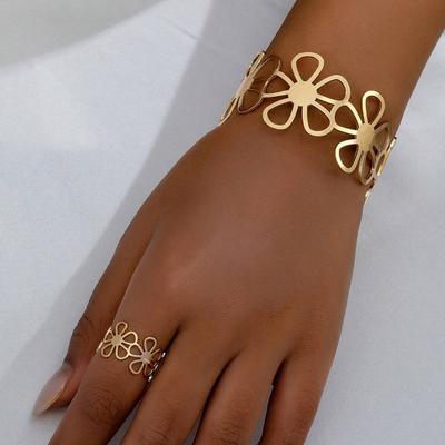 Fashion Retro Flower Gold Ring Set