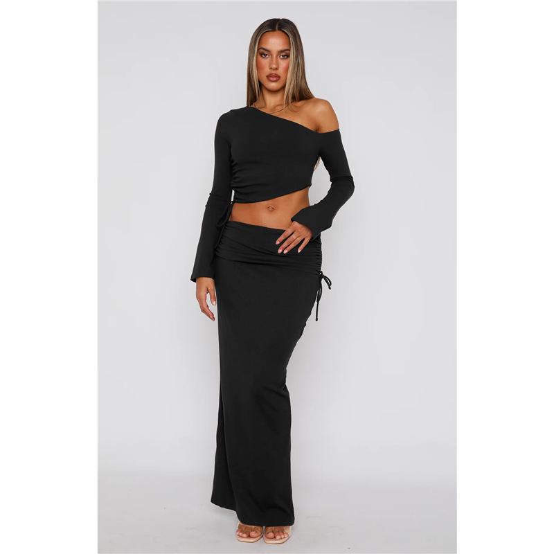 

2024 Fall One-Shoulder Drawstring Long-Sleeve Top and Skirt Set Extra Large