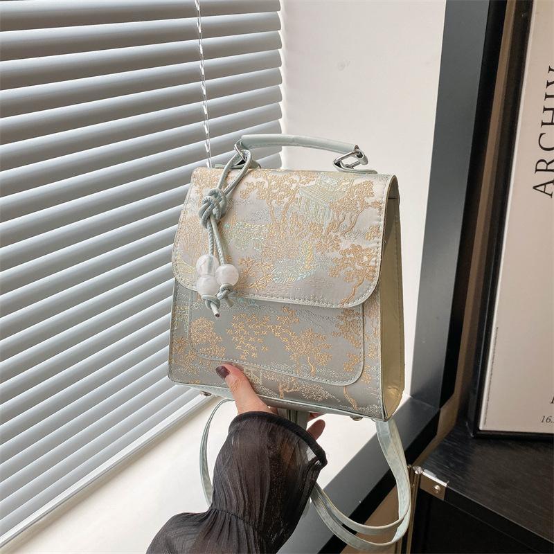 Yeni Çin Tarzı İşlemeli Sırt Çantası Kadın Sonbahar Modası Kişiselleştirilmiş Kolej Tarzı Sırt Çantası Küçük Kare Çanta