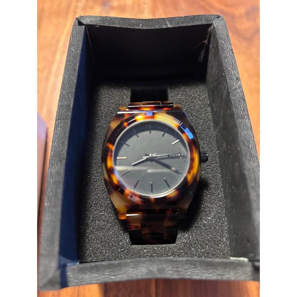 Used Price Reduced NIXON Watches