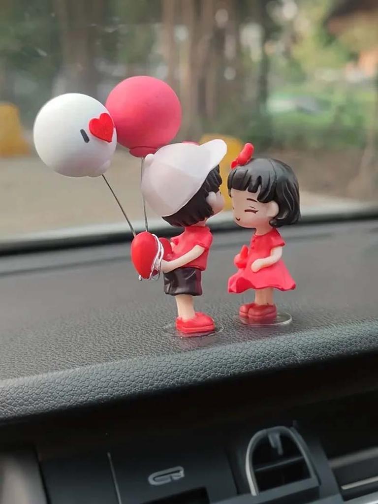 2Pc Cute Couple Car Ornaments for Girls - Suitable for Car Dashboard, Rearview Mirror & Desktop Decoration