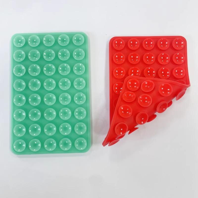 Double Sided Silicone Suction Pad 40 Suction Cups Non Slip Eco Friendly Heat Resistant Mat for Kitchen Countertop Use