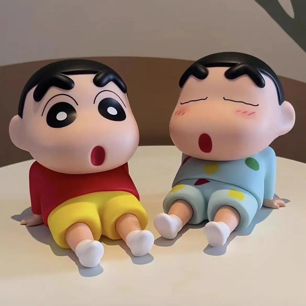 Crayon Shin-Chan Anime Figure Phone Holder Kawaii Desktop Ornaments Phone Support Mini GK Collection Ornament Toys Kids Presents