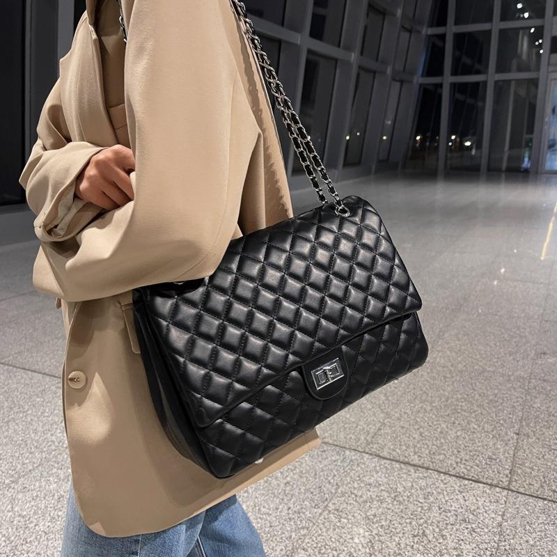 New Fashionable Textured Small Bag Women's Niche Tide Is Now Popular Diamond Chain Shoulder Messenger Bag