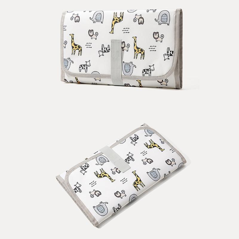Travel Friendly Infant Changing Mat Super Absorbent Watertight Baby Diaper Changing Pad Multifunction Mom Bag for Pram