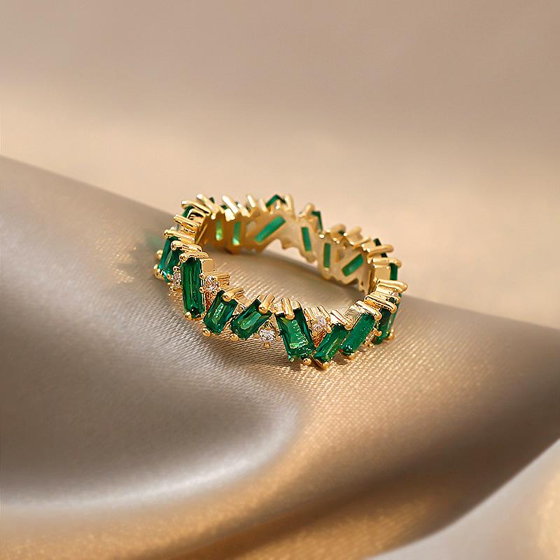 French Elegant Emerald Zircon Irregular Neo-gothic Rings Fashion Jewelry High-end Women's Gifts Daily Accessories