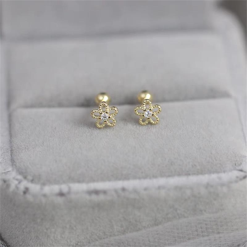 

925 Sterling Silver Hollow Flowers Small Cute Screws Earrings For Women Sweet Jewelry золотой
