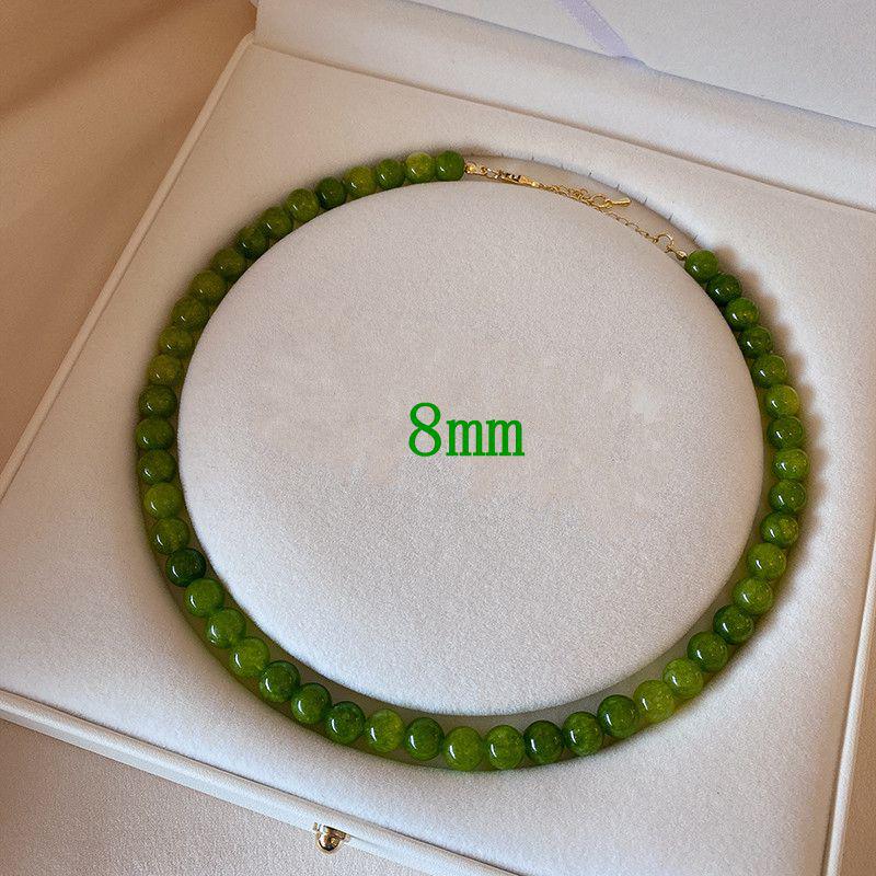 Olive Green Agate Beaded Necklace: Light Luxury, Niche Style Clavicle Chain