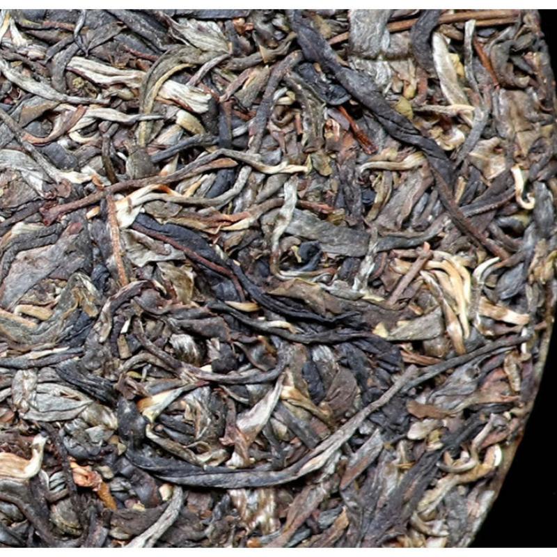 Yunnan Mengku Xigui 2021 Premium Ancient Big Tree Pu-erh Raw Cake 357g
